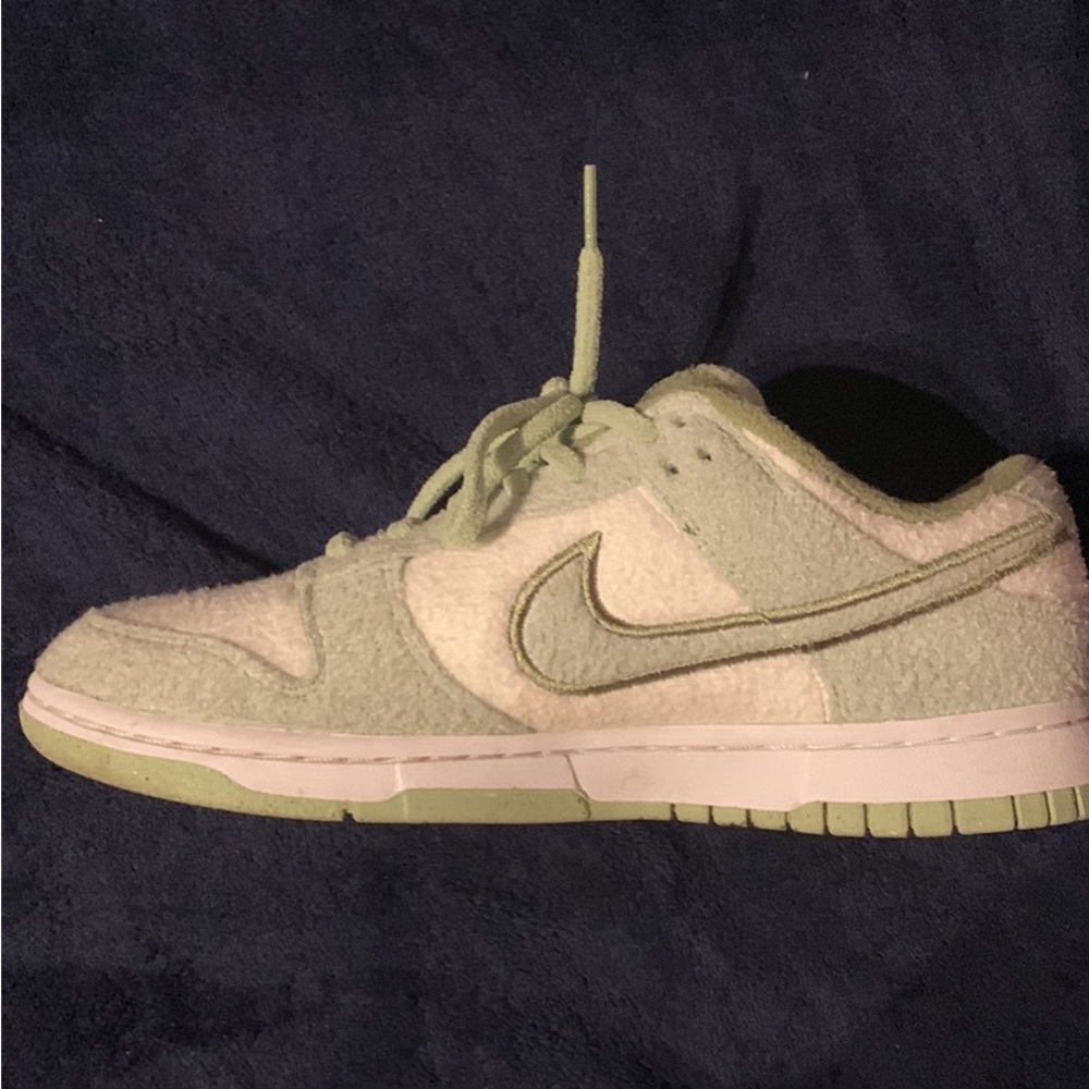 Nike Dunk Low Fleece Honeydew